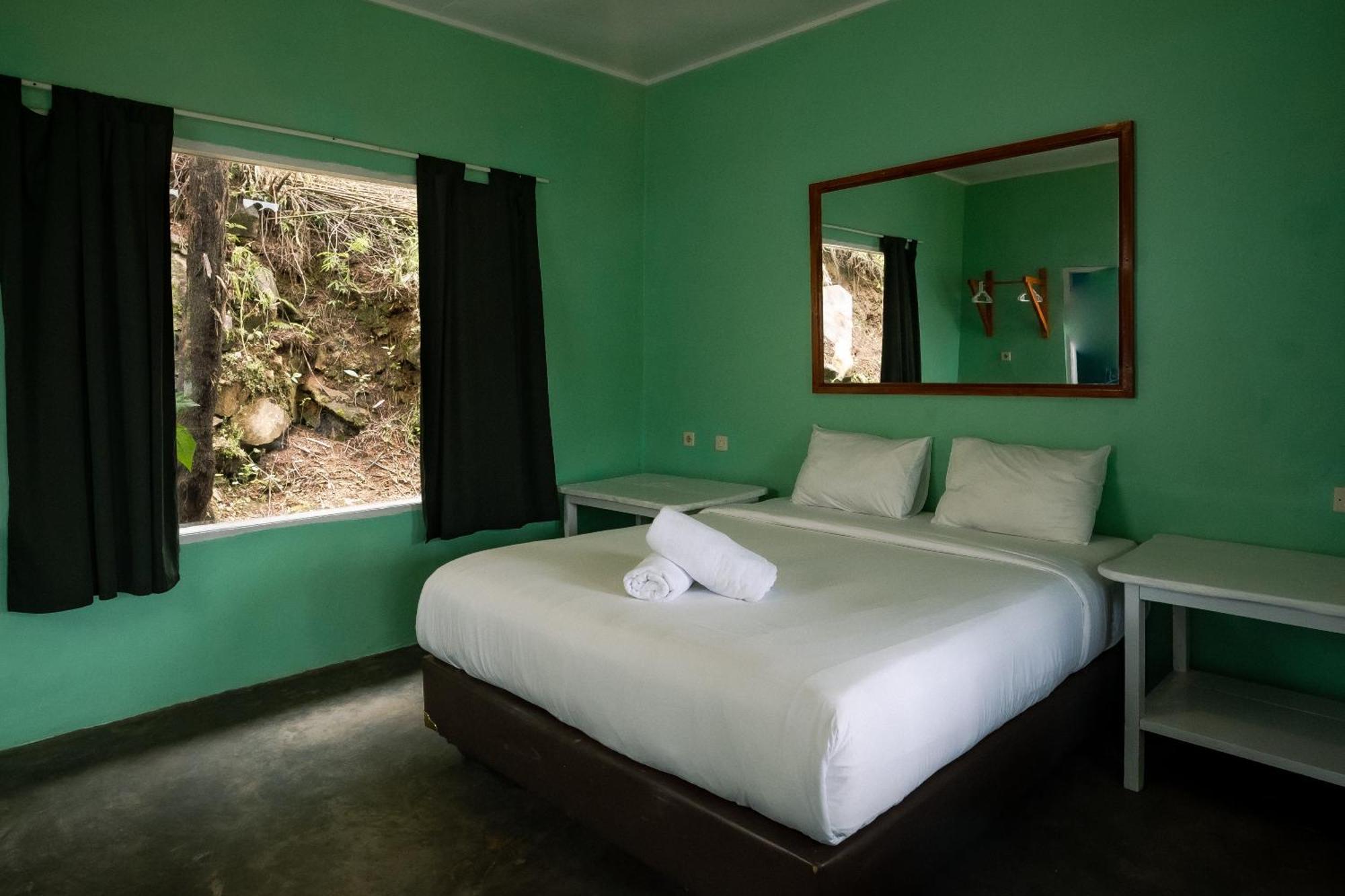 Manulalu B&B Bajawa ภายนอก รูปภาพ