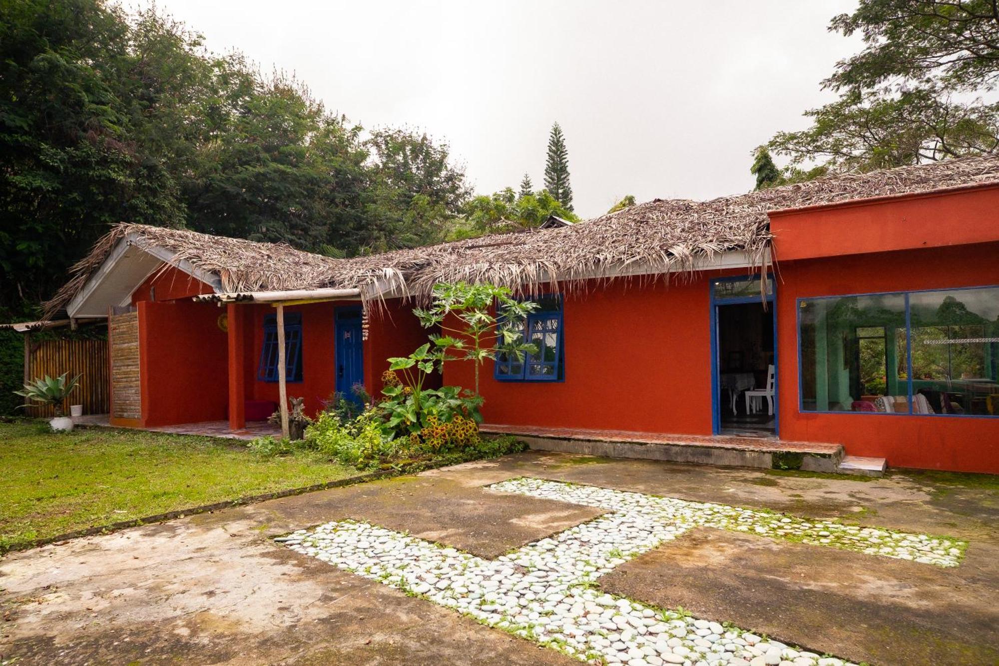 Manulalu B&B Bajawa ภายนอก รูปภาพ
